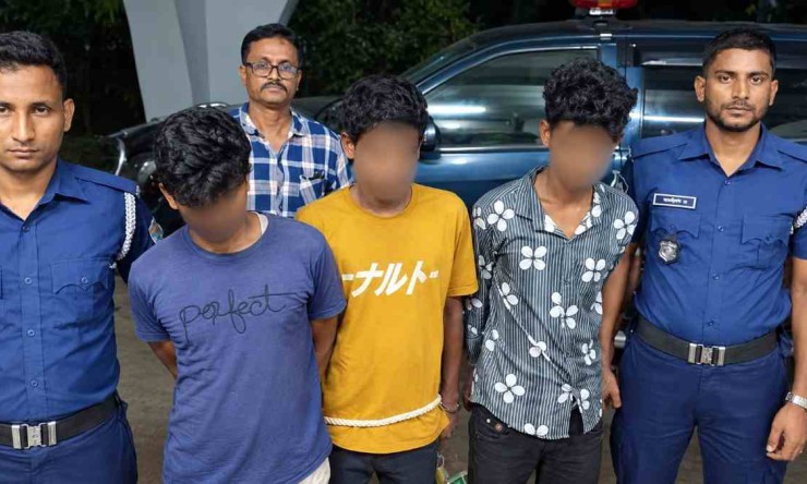 গাজীপুরে রেলওয়ে পুলিশ ফাঁড়িতে হামলা, গ্রেপ্তার ৩